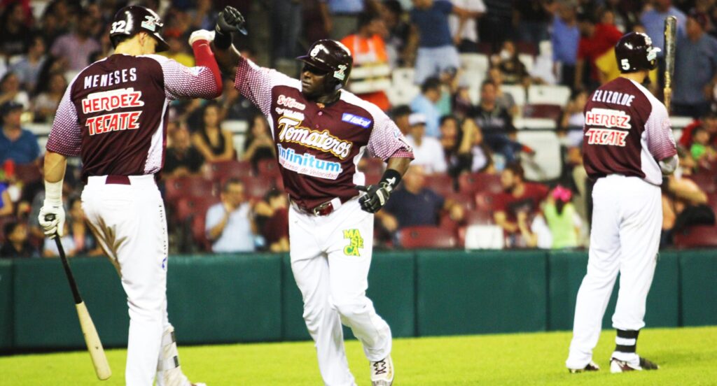 PALIZA GUINDA EN INICIO DEL CLÁSICO SINALOENSE