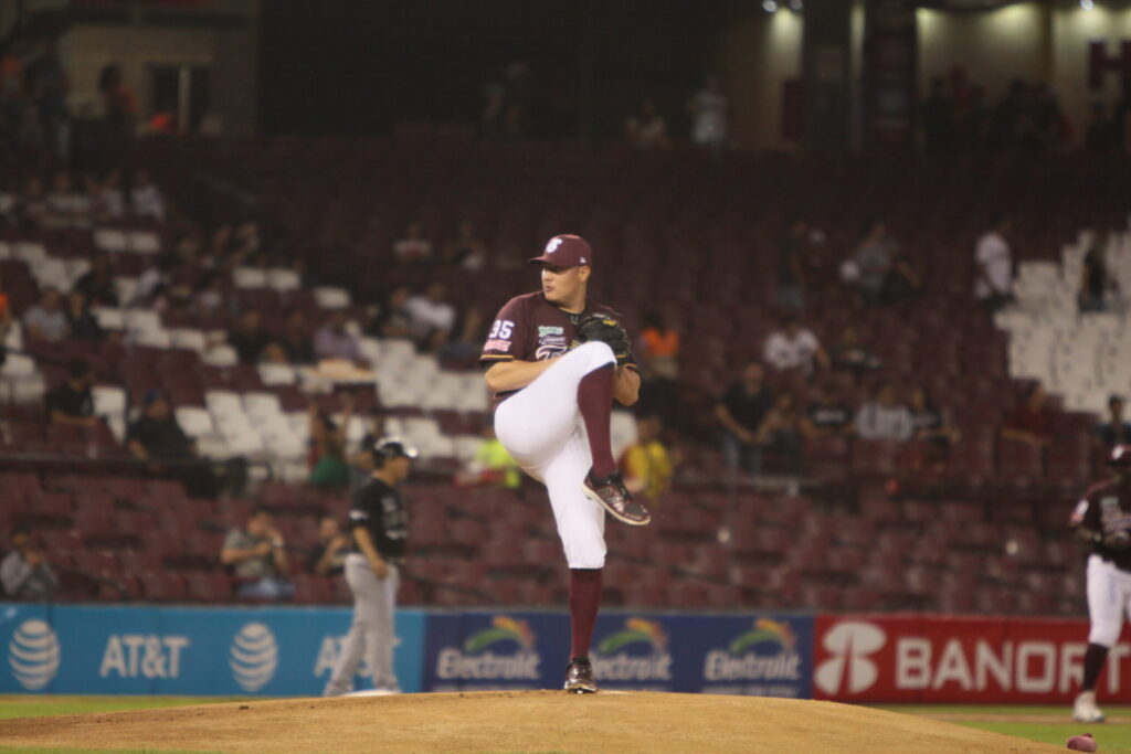 Tomateros de Culiacán, con rotación de seis abridores en el rol regular