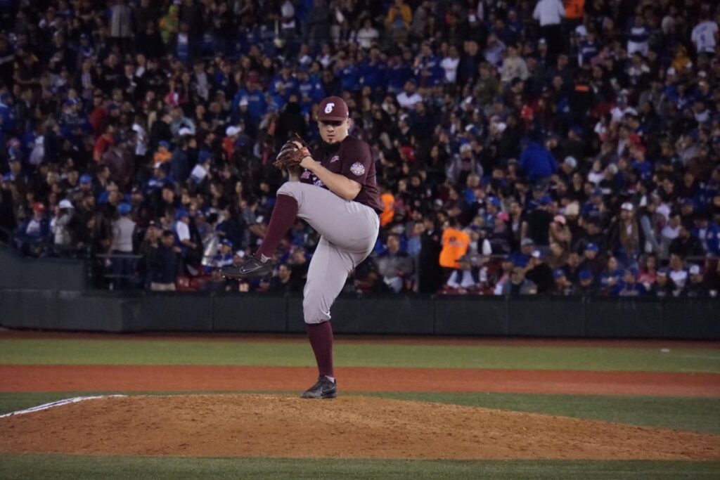 CHARROS SUPERAN EN EL CUARTO DUELO