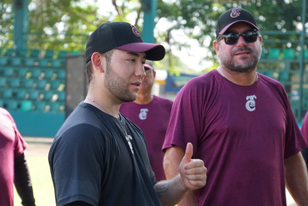 ALFREDO HURTADO, LA NOVEDAD EN EL ENTRENAMIENTO GUINDA