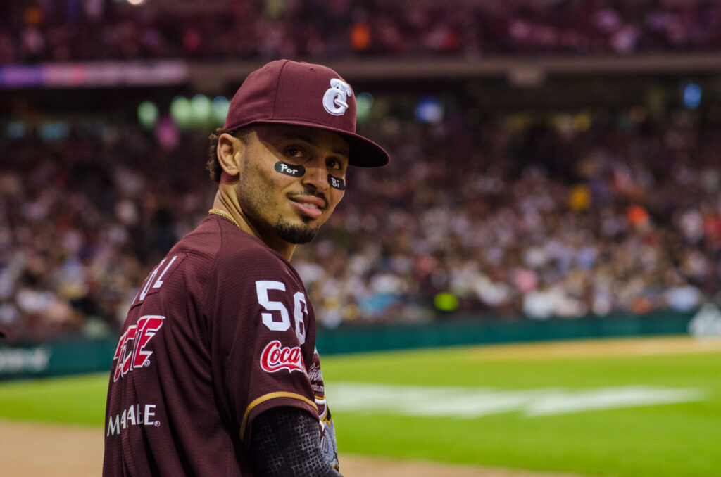 BIENVENIDO A CASA, RICO NOEL