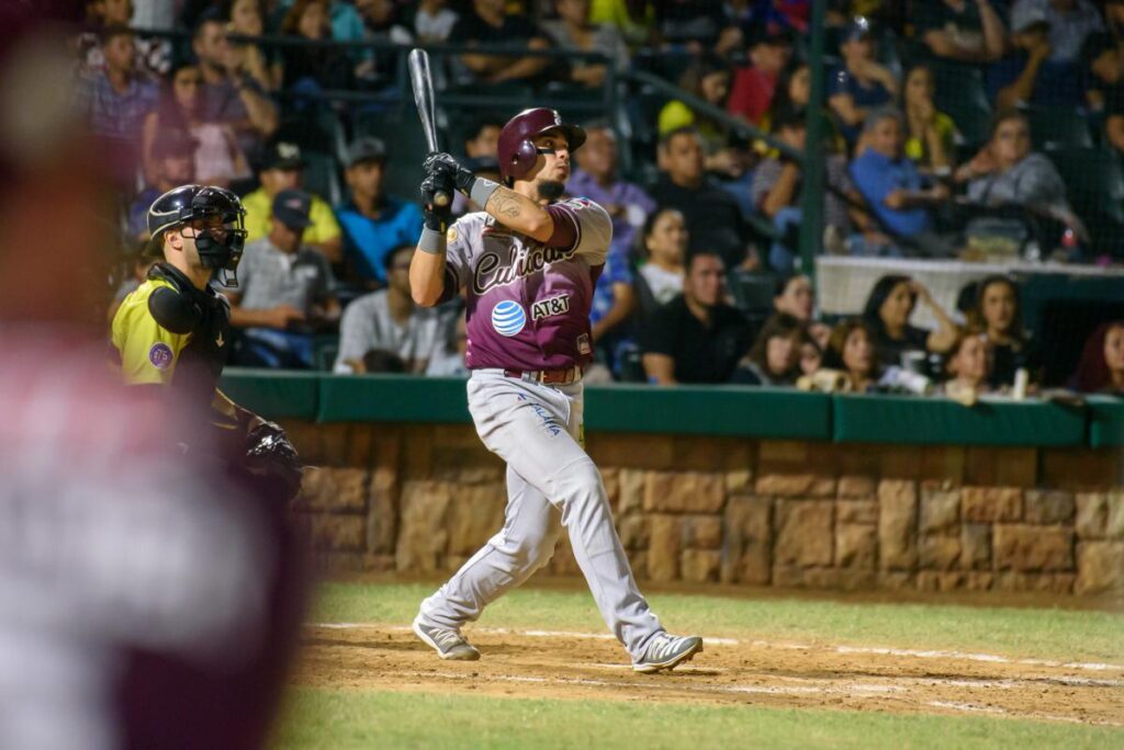 PODEROSA NOCHE DE ELIZALDE GUÍA A LA VICTORIA GUINDA