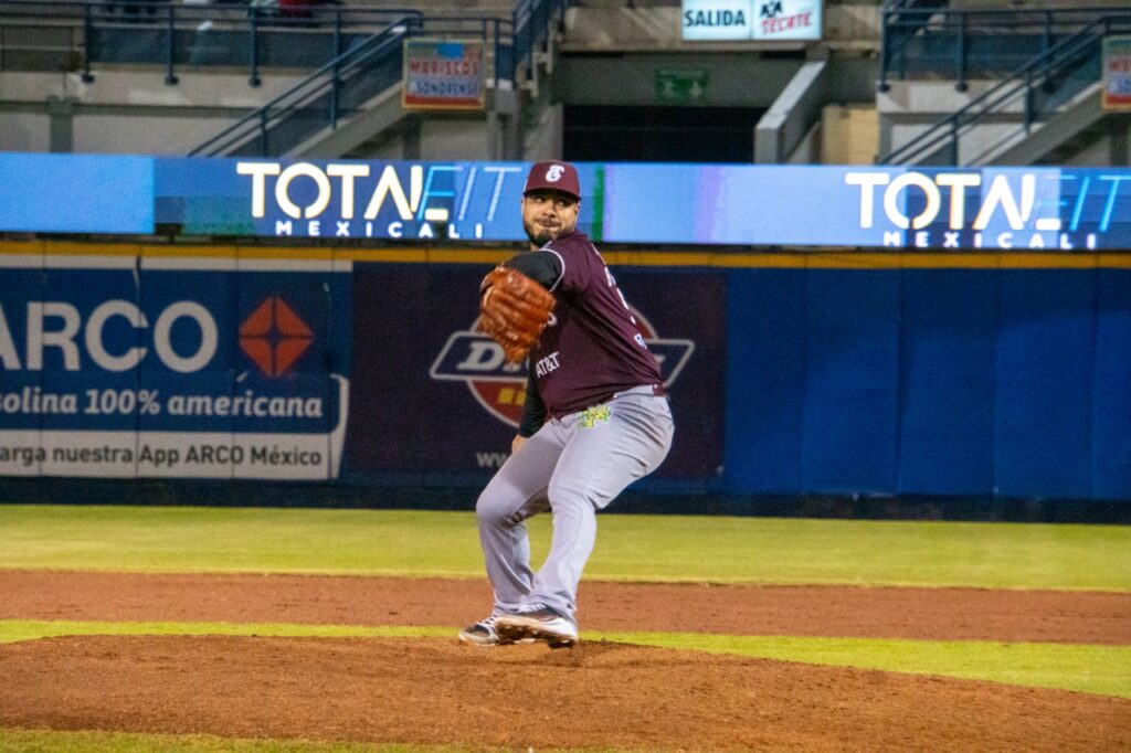 DRAMÁTICO DUELO DE PITCHEO EN MEXICALI