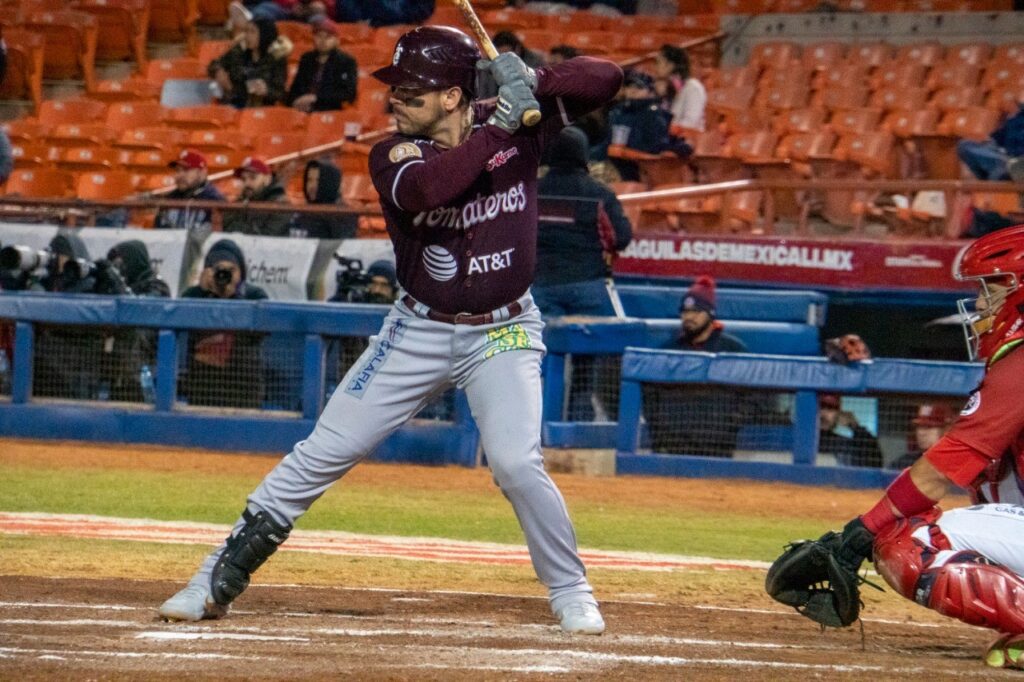 GANA ÁGUILAS EN EPISODIOS EXTRA