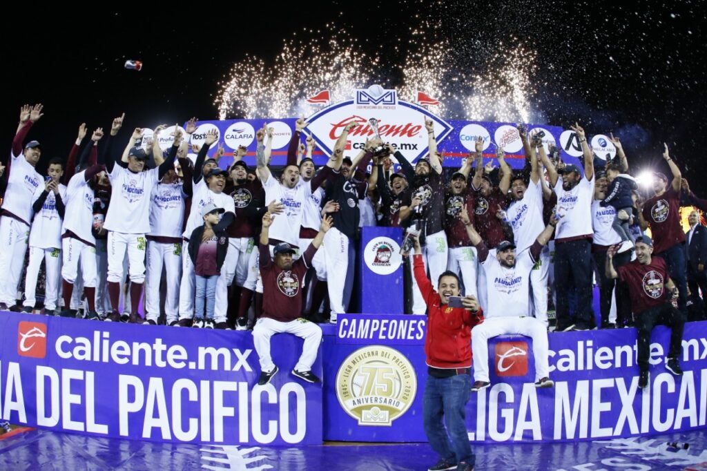 EL PACÍFICO ES GUINDA: TOMATEROS 12 VECES CAMPEÓN