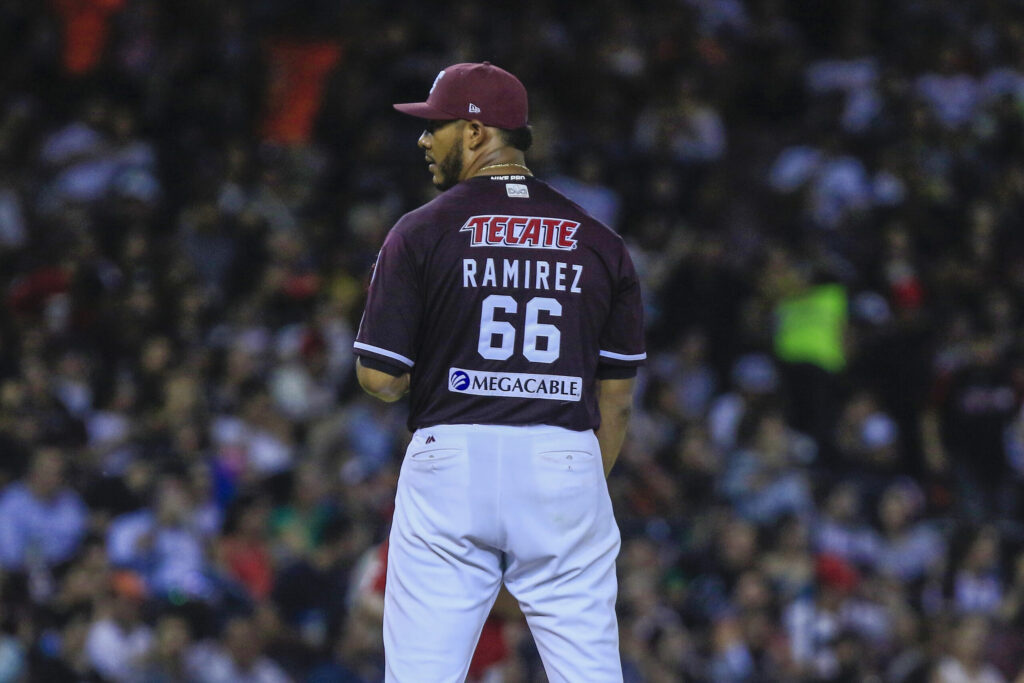 REGRESA JC RAMÍREZ CON LOS GUINDAS