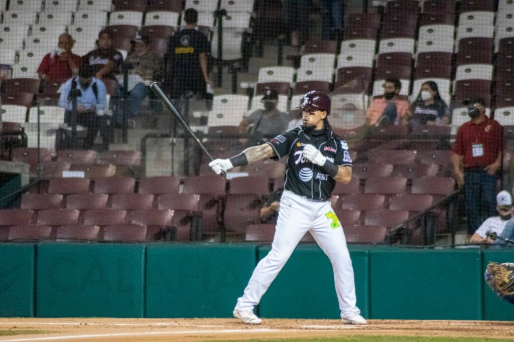 ELIZALDE ENCABEZA EL PODER GUINDA QUE DEFINE LA VICTORIA CONTRA YAQUIS