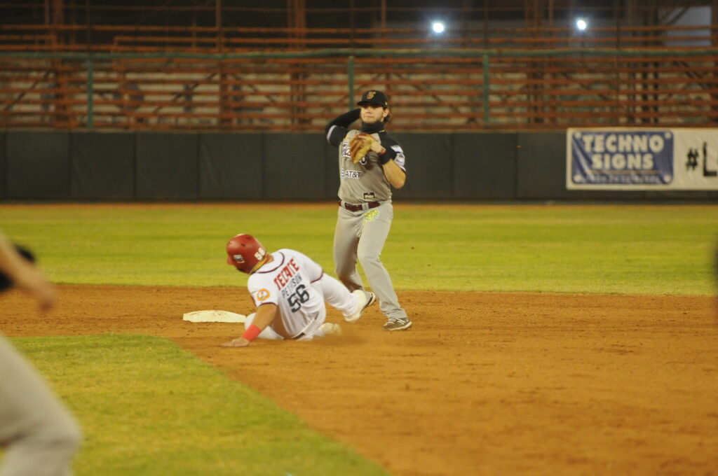 PARA LA TRIBU EL PRIMERO DE LA SERIE EN NAVOJOA