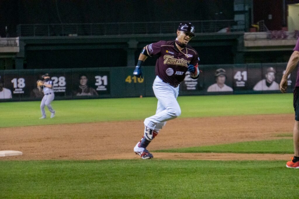 TOMATEROS MUESTRA EL PODER EN INTERESCUADRAS