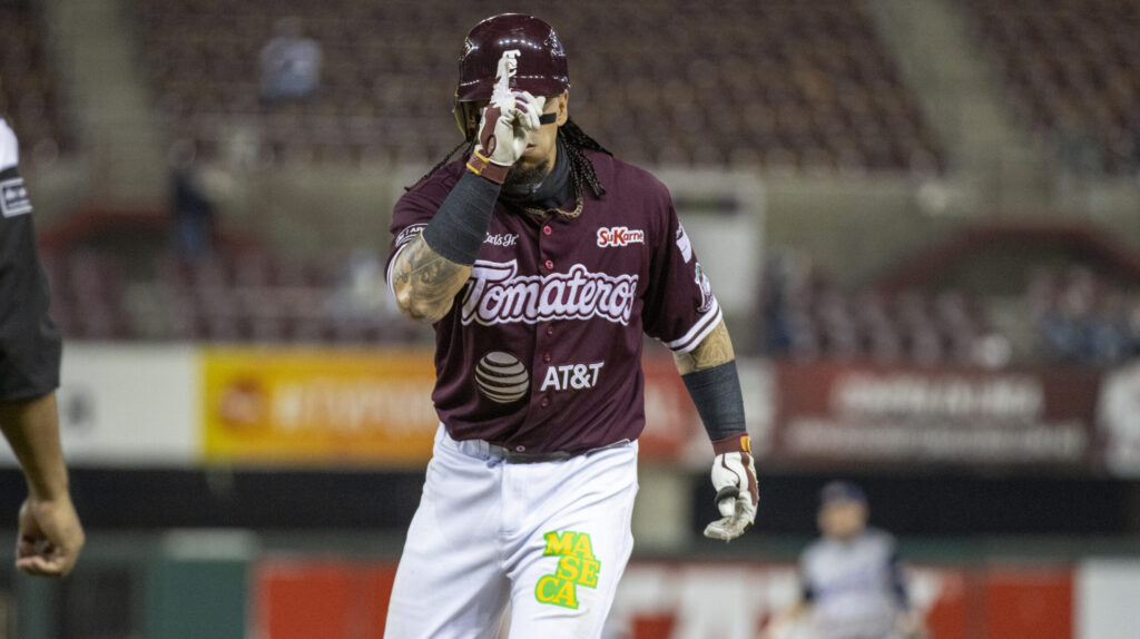 SEBASTIÁN ELIZALDE CONFIRMA SU GRANDEZA AL GANAR EL MÁS VALIOSO DE LA TEMPORADA 2020-21