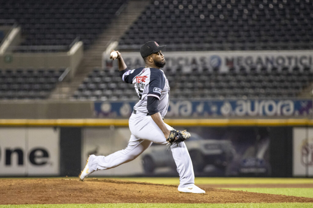 CORAZÓN GUINDA: LAS CARAS DE UN RELEVO DE LUJO I