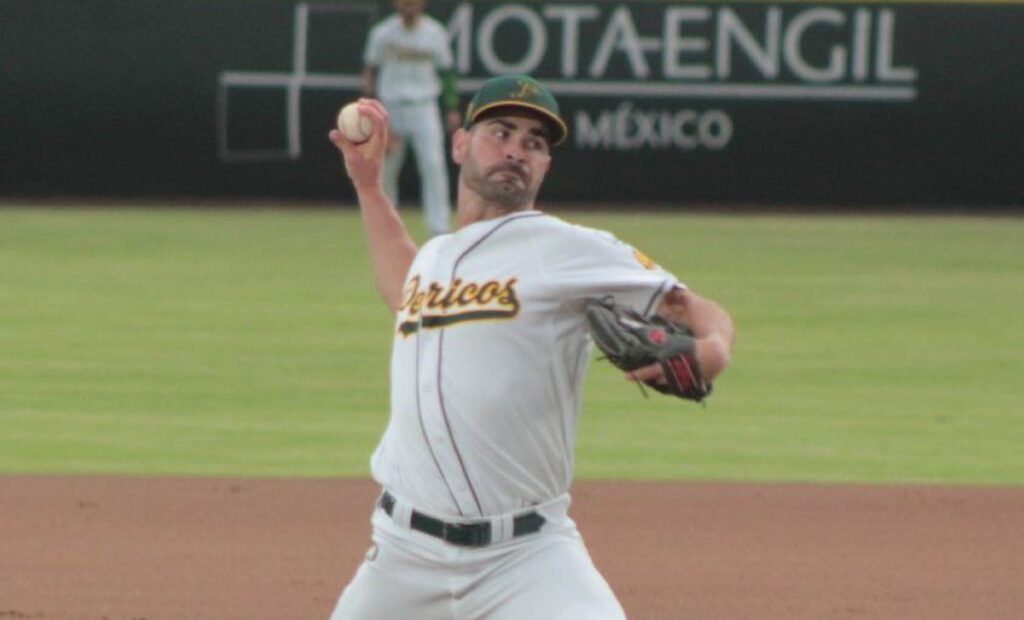 HEYER GANA Y SOSTIENE PASO SIN DERROTA