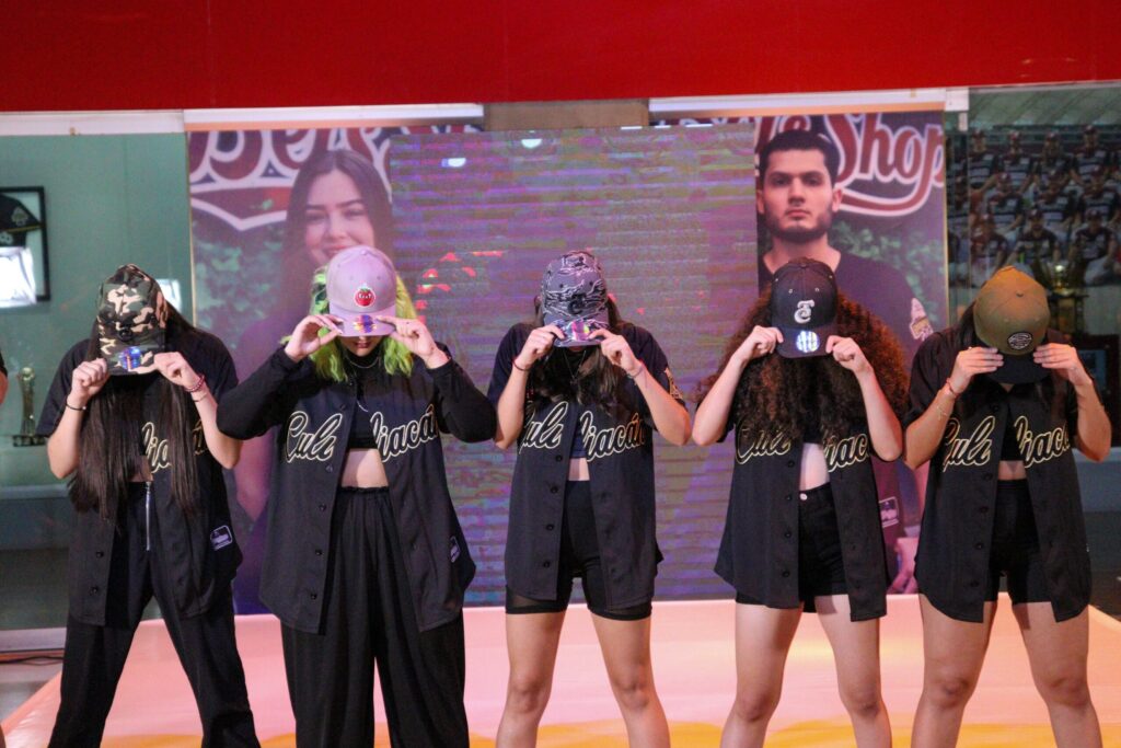 TOMATEROS PRESENTA SU NUEVA MARCA DE GORRAS