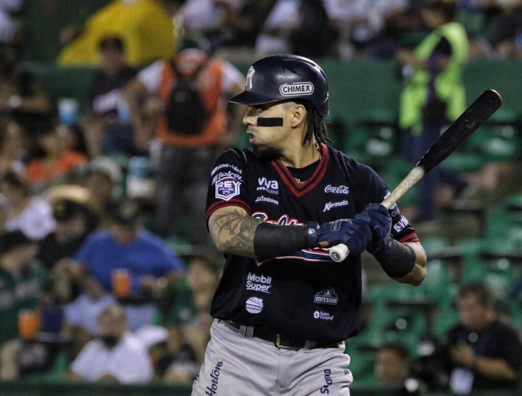 PEÑA Y ELIZALDE DAN RESPIRO A SULTANES