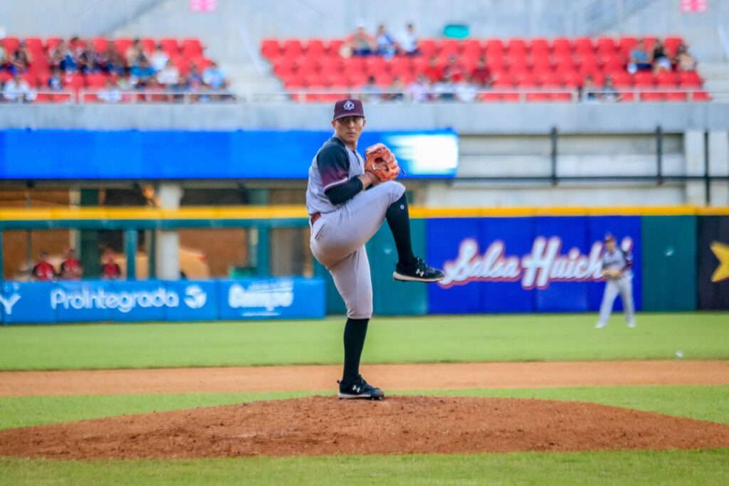 TOMATEROS CAE EN EL PRIMER JUEGO CON CAUSA