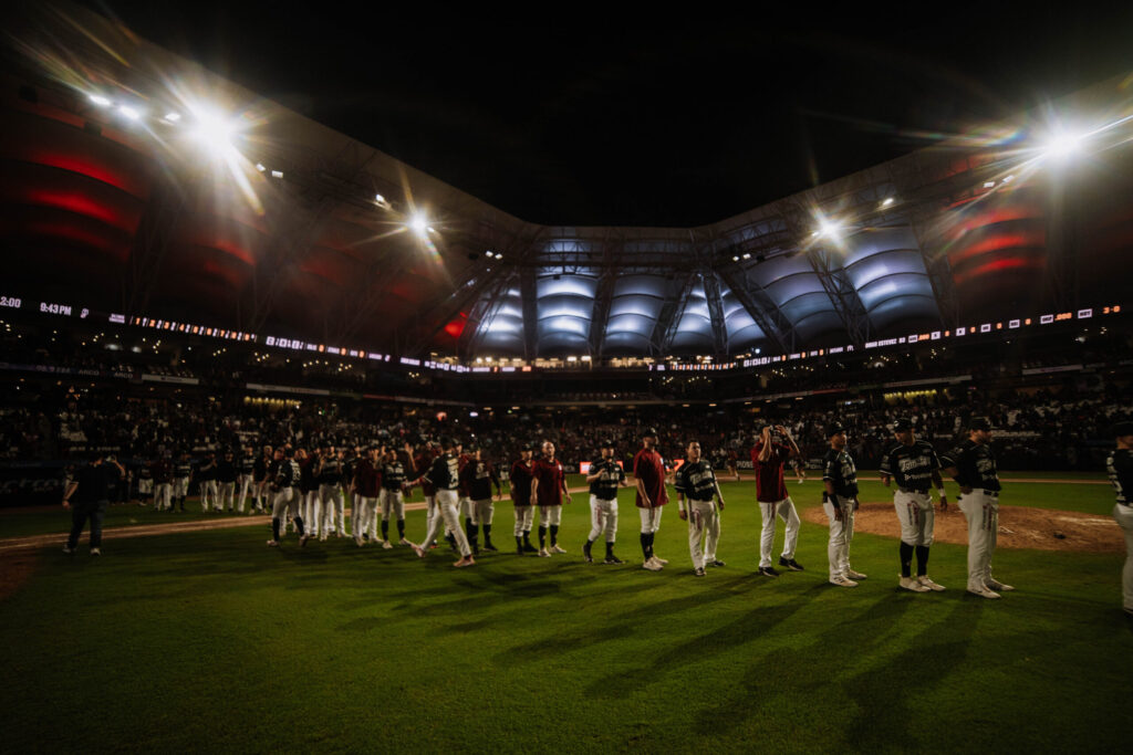 CABBAGE Y HEYER SE LLEVAN LA NOCHE PARA IGUALAR SERIE