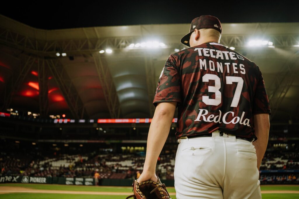 LANZA MONTES EN EL PRIMERO DE LA FINAL DE VENEZUELA