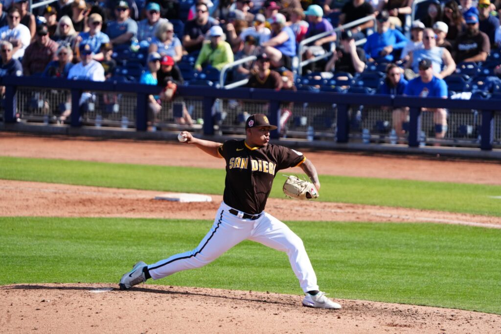 BRILLAN GUINDAS EN PRETEMPORADA DE MLB