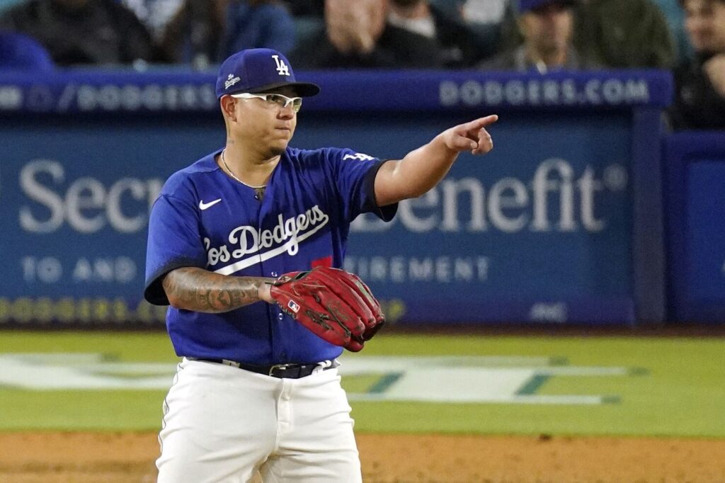 LA EXTRAORDINARIA NOCHE DE JULIO URÍAS VS PHILLES