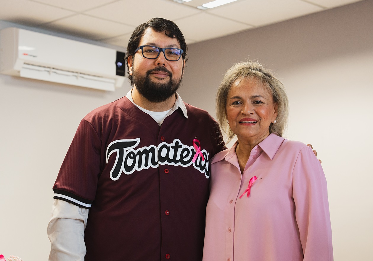 DIF SINALOA Y TOMATEROS CONCRETAN APOYO EN LA LUCHA CONTRA EL CÁNCER DE MAMA