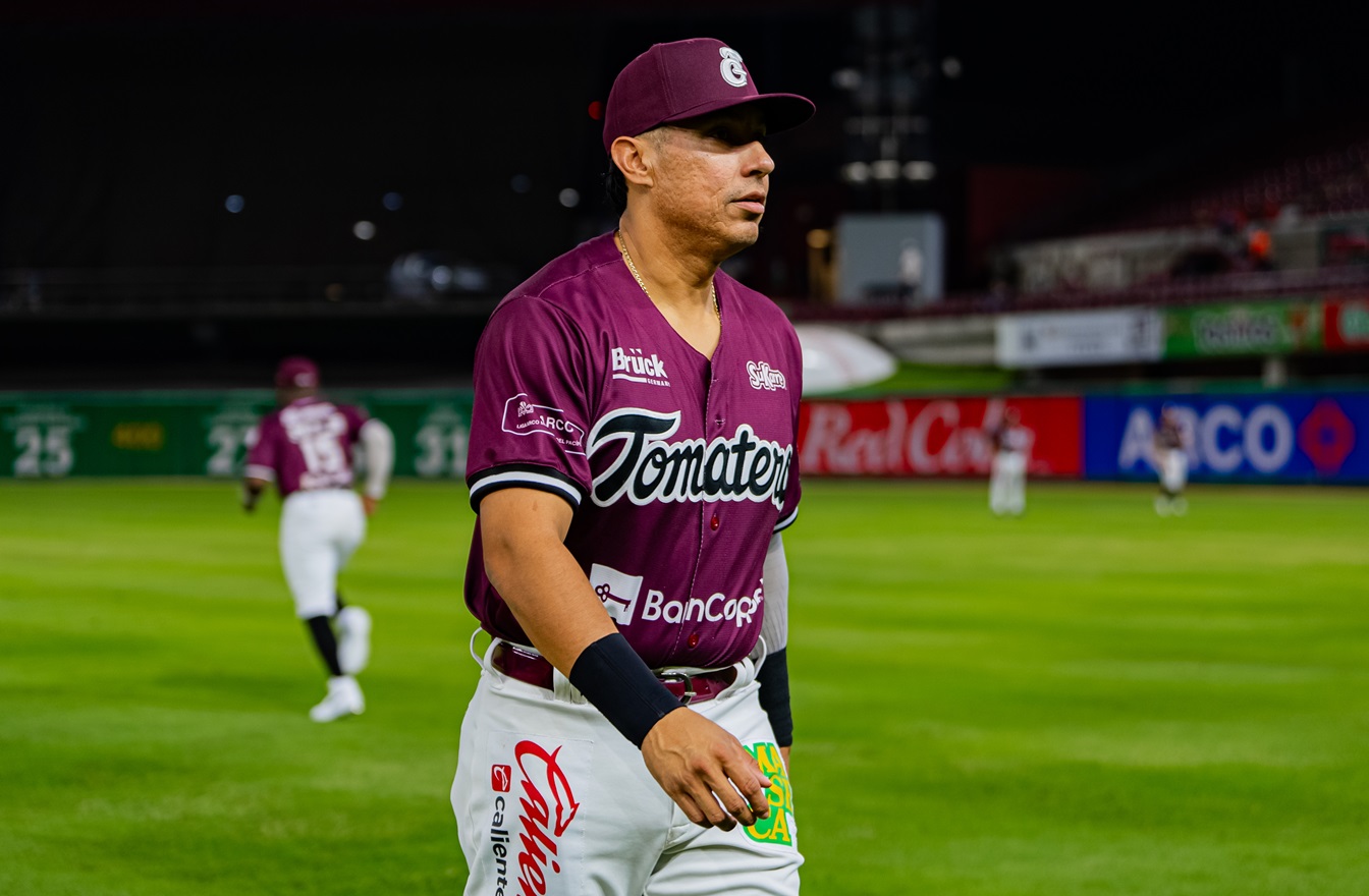 TOMATEROS A UN BATAZO DEL TRIUNFO EN EL SEGUNDO DE LA SERIE